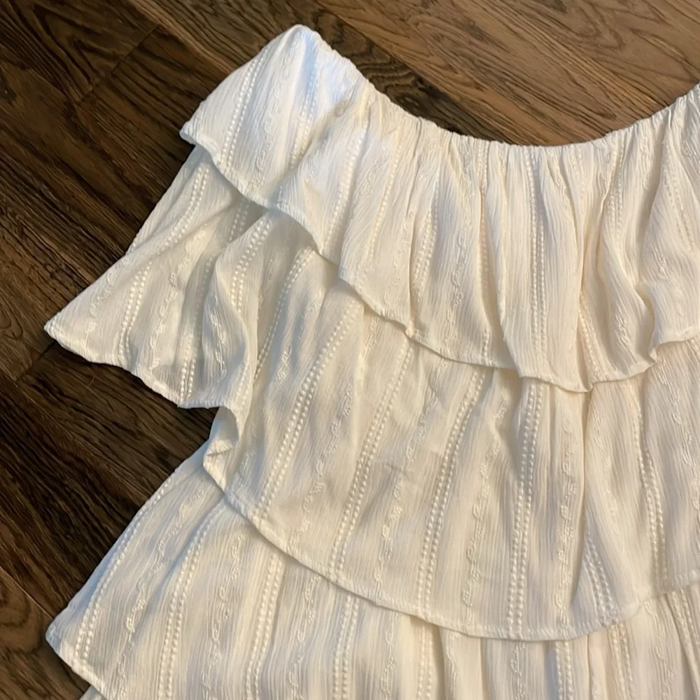 Express Cream Ruffle Off-Shoulder Romper - Picture 4 of 17